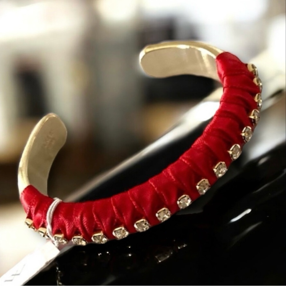 🆕🎁J. Crew Crystal  Bracelet